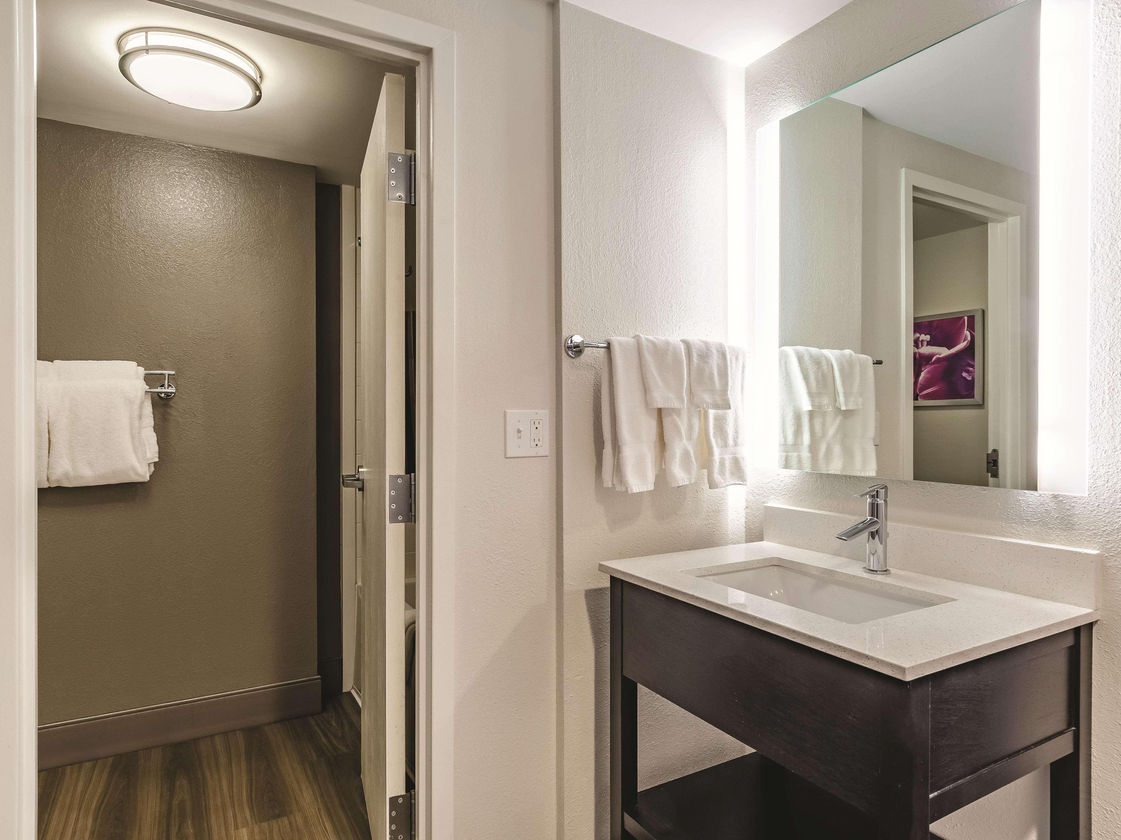 La Quinta By Wyndham Warwick Providence Airport Otel Dış mekan fotoğraf