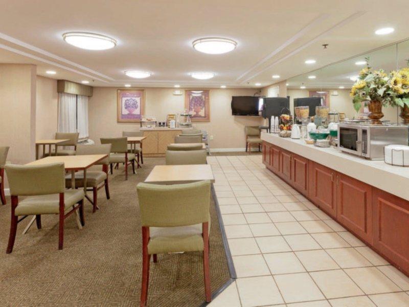La Quinta By Wyndham Warwick Providence Airport Otel Dış mekan fotoğraf